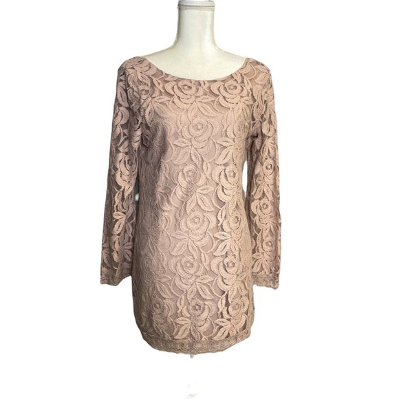 NWT Fire LA Long Sleeve Floral Lace Flowy A-line Dress Fully Lined Size Medium - Picture 1 of 7